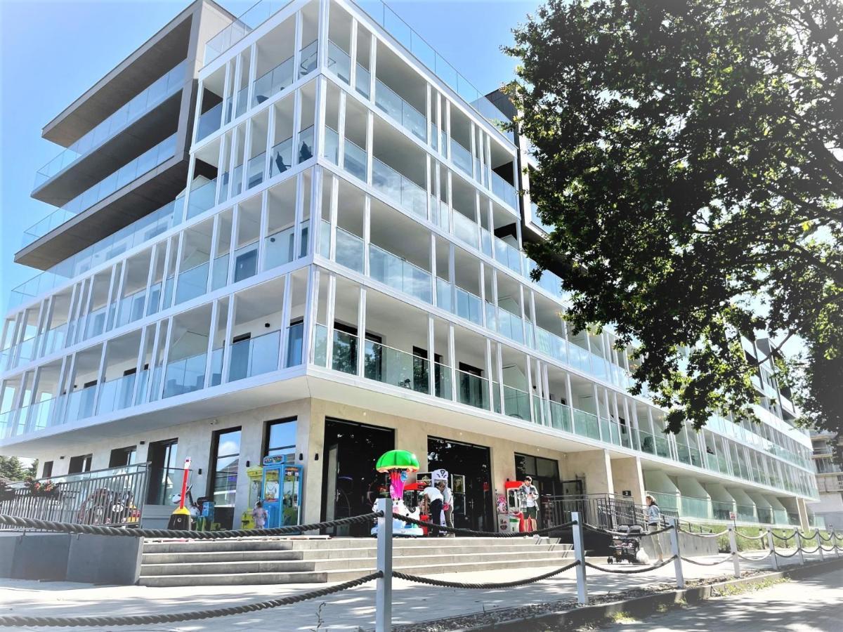 Perlowa Przystan - Apartamenty Komfort Widok Na Morze, Parking 시아노제티 외부 사진