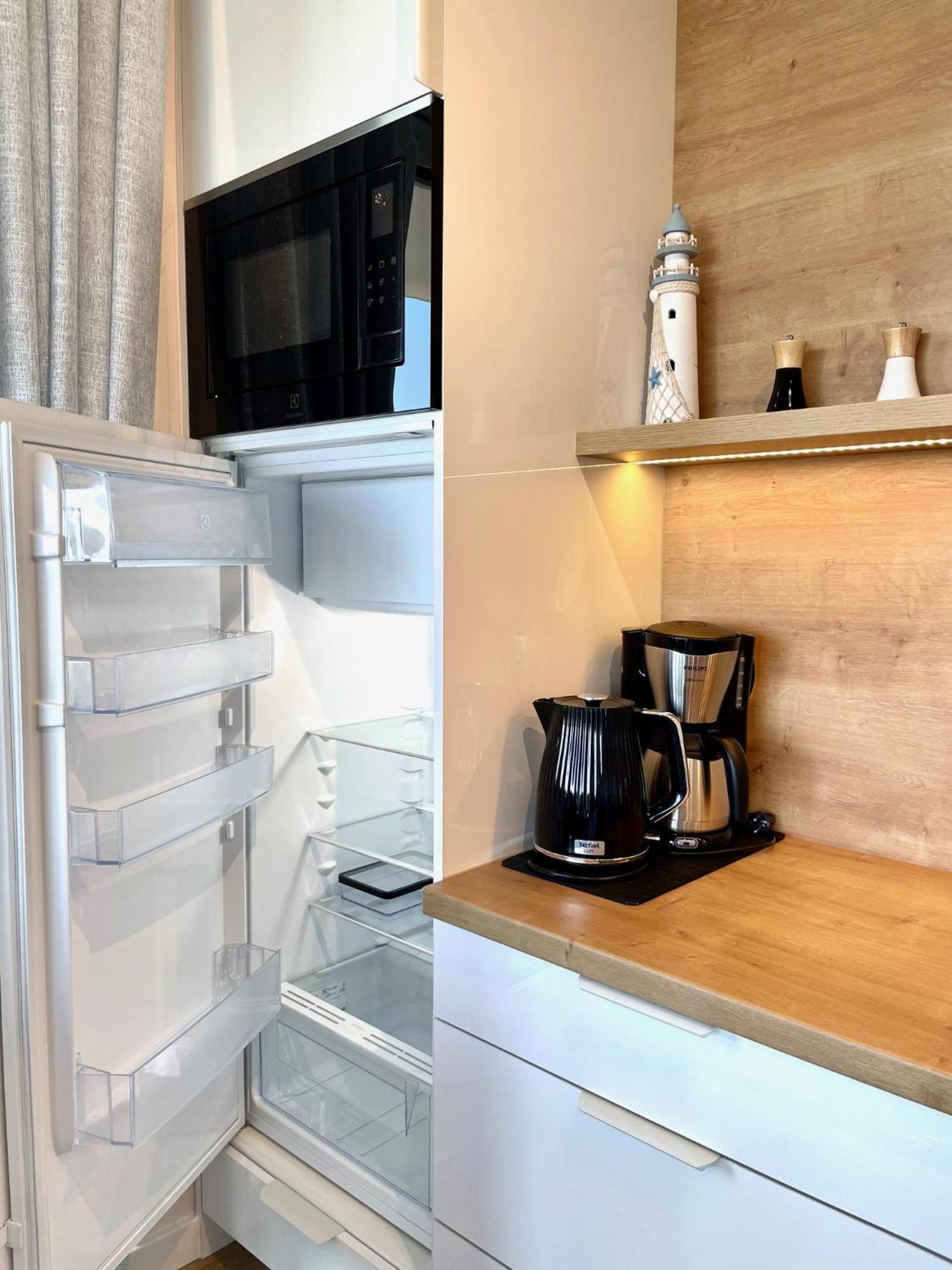 Perlowa Przystan - Apartamenty Komfort Widok Na Morze, Parking 시아노제티 외부 사진
